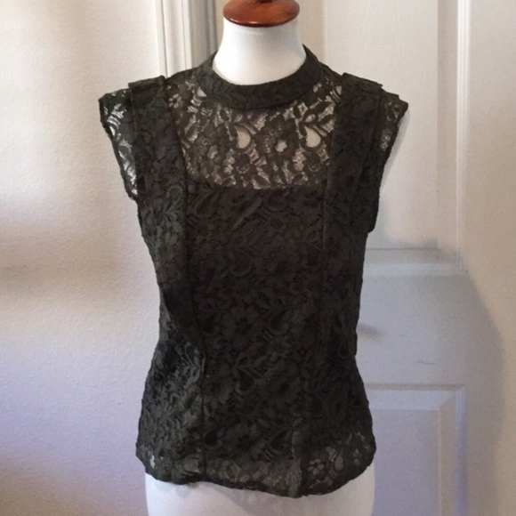 Romeo & Juliet Couture Tops - Romeo & Juliet Couture Lace Top